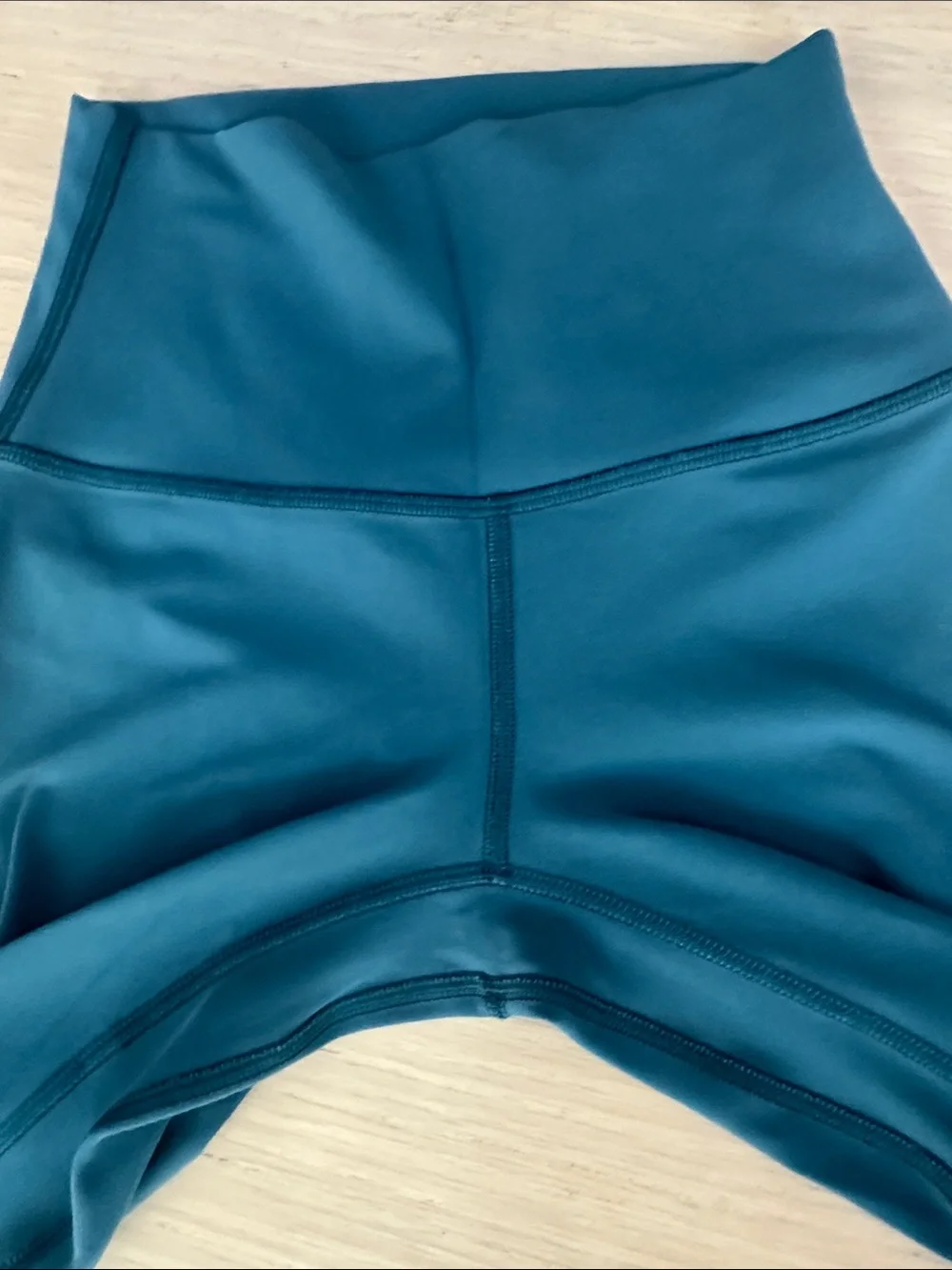 lululemon athletica excellent super